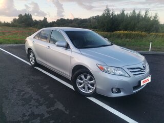 2010 Toyota Camry VI (XV40) Рестайлинг, серебристый, 1100000 рублей, вид 3