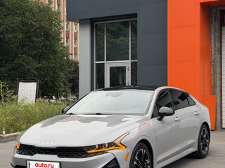 2021 Kia K5 III, серый, 2500000 рублей, вид 1