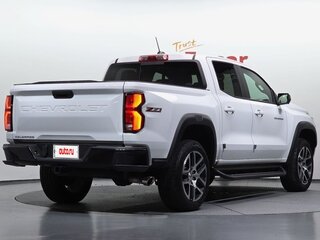 2025 Chevrolet Colorado III, белый, 5340000 рублей, вид 4
