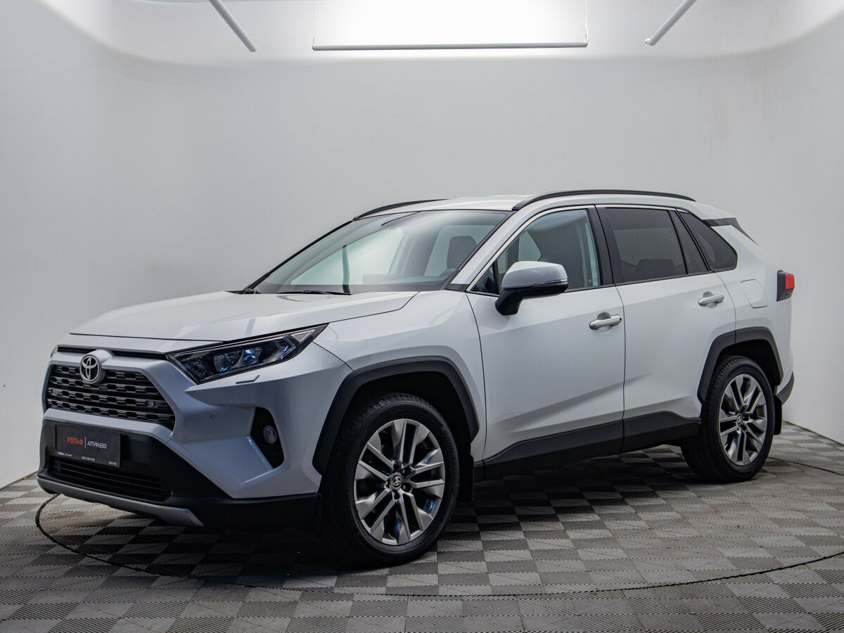 Открыть фотографии: Toyota RAV4 V (XA50)