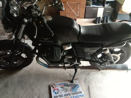 2013 Moto Guzzi V 7, чёрный, 510000 рублей, вид 2