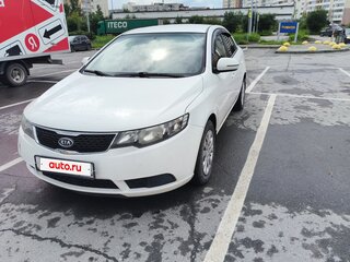 2012 Kia Cerato 6-speed II, белый, 680000 рублей, вид 3