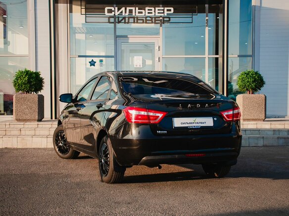 2016 Lada (ВАЗ) Vesta I, чёрный, 680000 рублей - вид 5