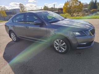 2020 Skoda Octavia III (A7) Рестайлинг, серый, 1850000 рублей, вид 3