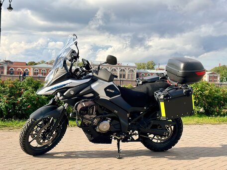 2020 Suzuki V-Strom DL 650, белый, 700000 рублей, вид 3