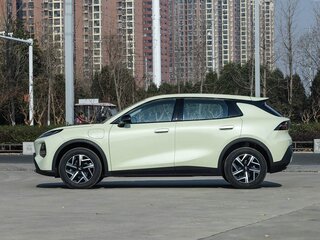 2026 Changan Qiyuan Q05 40.3 kWh II, зелёный, 1832095 рублей, вид 4