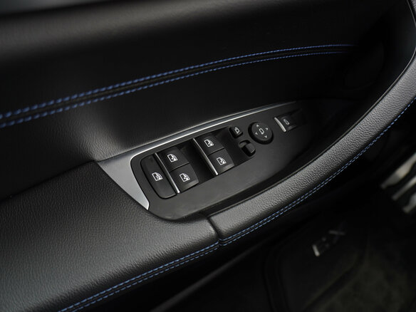 2018 BMW X3 30i xDrive III (G01), чёрный, 3883000 рублей - вид 16