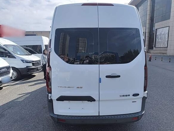 2023 Ford Transit Custom I Рестайлинг, белый, 1900000 рублей - вид 4