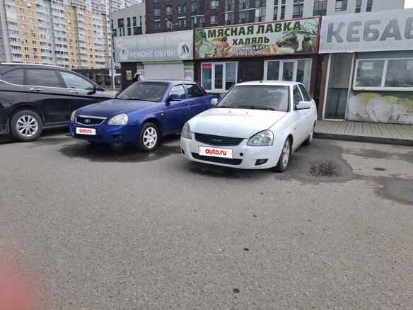 2010 Lada (ВАЗ) Priora I, синий, 280000 рублей - вид 3
