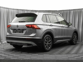 2018 Volkswagen Tiguan II, серебристый, 2995000 рублей, вид 5