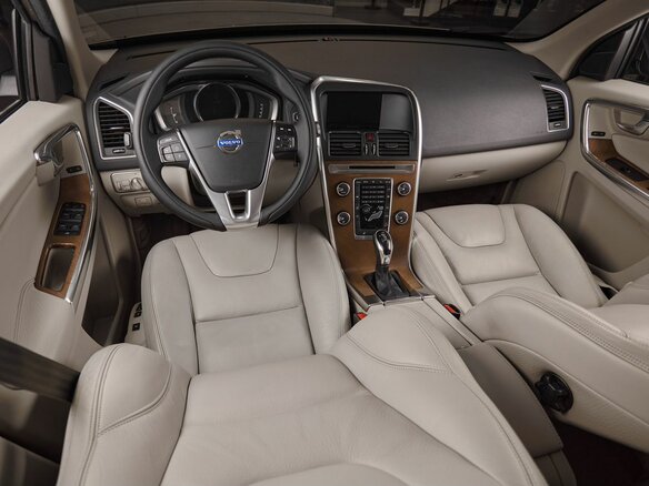2013 Volvo XC60 I Рестайлинг, бежевый, 1649000 рублей - вид 6