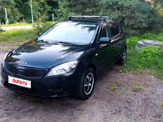 2011 Kia Ceed I Рестайлинг, чёрный, 450000 рублей, вид 1