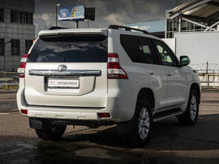 2016 Toyota Land Cruiser Prado 6-speed 150 Series Рестайлинг 1, белый, 3877000 рублей, вид 5