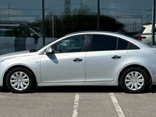 2013 Chevrolet Cruze I Рестайлинг, серебристый, 540000 рублей, вид 4