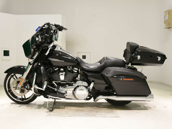 2016 Harley-Davidson Street Glide Special, чёрный, 1699000 рублей