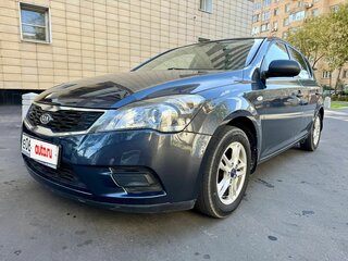 2010 Kia Ceed I Рестайлинг, серый, 700000 рублей, вид 1