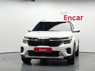 2023 Kia Seltos I Рестайлинг, белый, 2230000 рублей, вид 2
