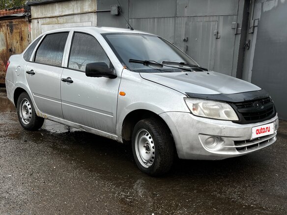 2013 Lada (ВАЗ) Granta I, серебристый, 199000 рублей