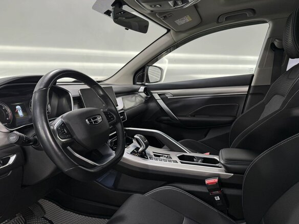 2021 Geely Coolray I, серый, 1699800 рублей - вид 9