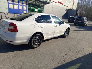 2010 Skoda Octavia DSG7 II (A5) Рестайлинг, белый, 520000 рублей, вид 2