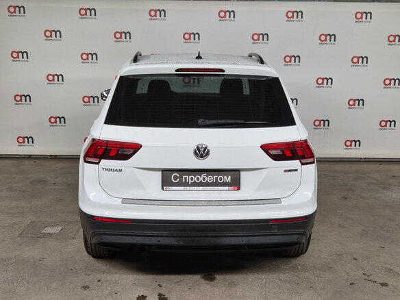 2020 Volkswagen Tiguan II, белый, 2029000 рублей - вид 4
