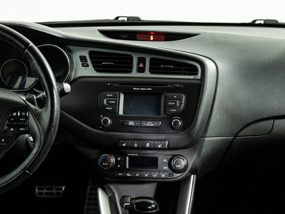 2014 Kia Ceed II, серебристый, 1149777 рублей - вид 13