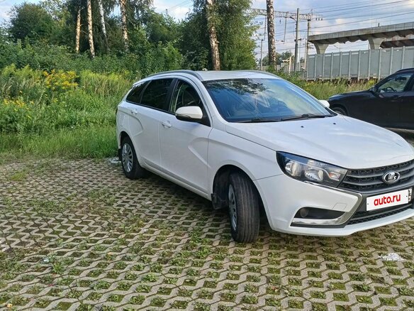 2019 Lada (ВАЗ) Vesta SW I, белый - вид 1