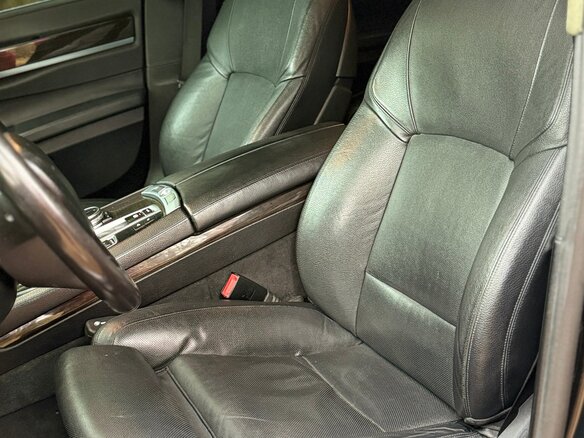 2009 BMW 7 серии 740d xDrive V (F01/F02/F04), чёрный, 1750000 рублей - вид 16