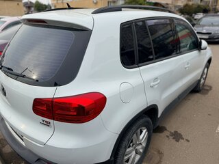 2015 Volkswagen Tiguan I Рестайлинг, белый, 1556000 рублей, вид 3
