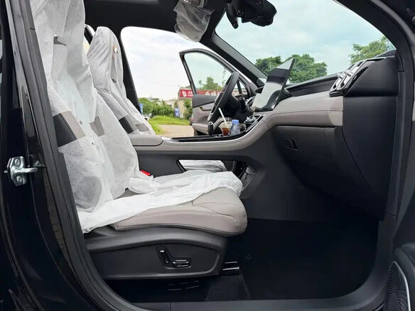2025 Geely Boyue L I Рестайлинг, чёрный, 2590017 рублей - вид 14