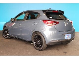 2023 Mazda 2 III (DJ) Рестайлинг, серый, 1099000 рублей, вид 4