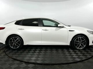 2019 Kia Optima IV Рестайлинг, белый, 2315000 рублей, вид 5