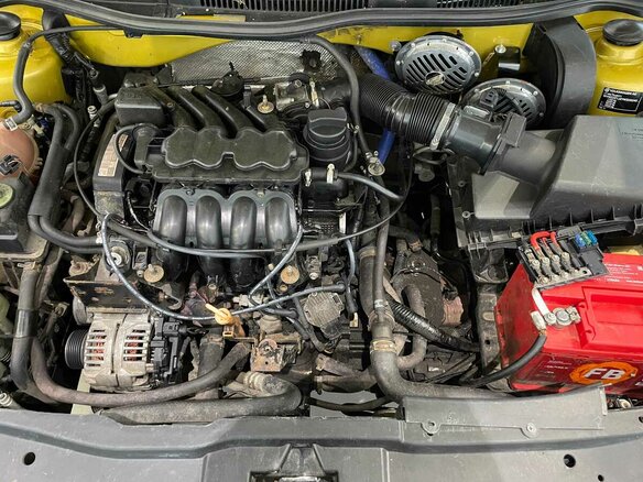 1999 Volkswagen Golf IV, жёлтый - вид 12