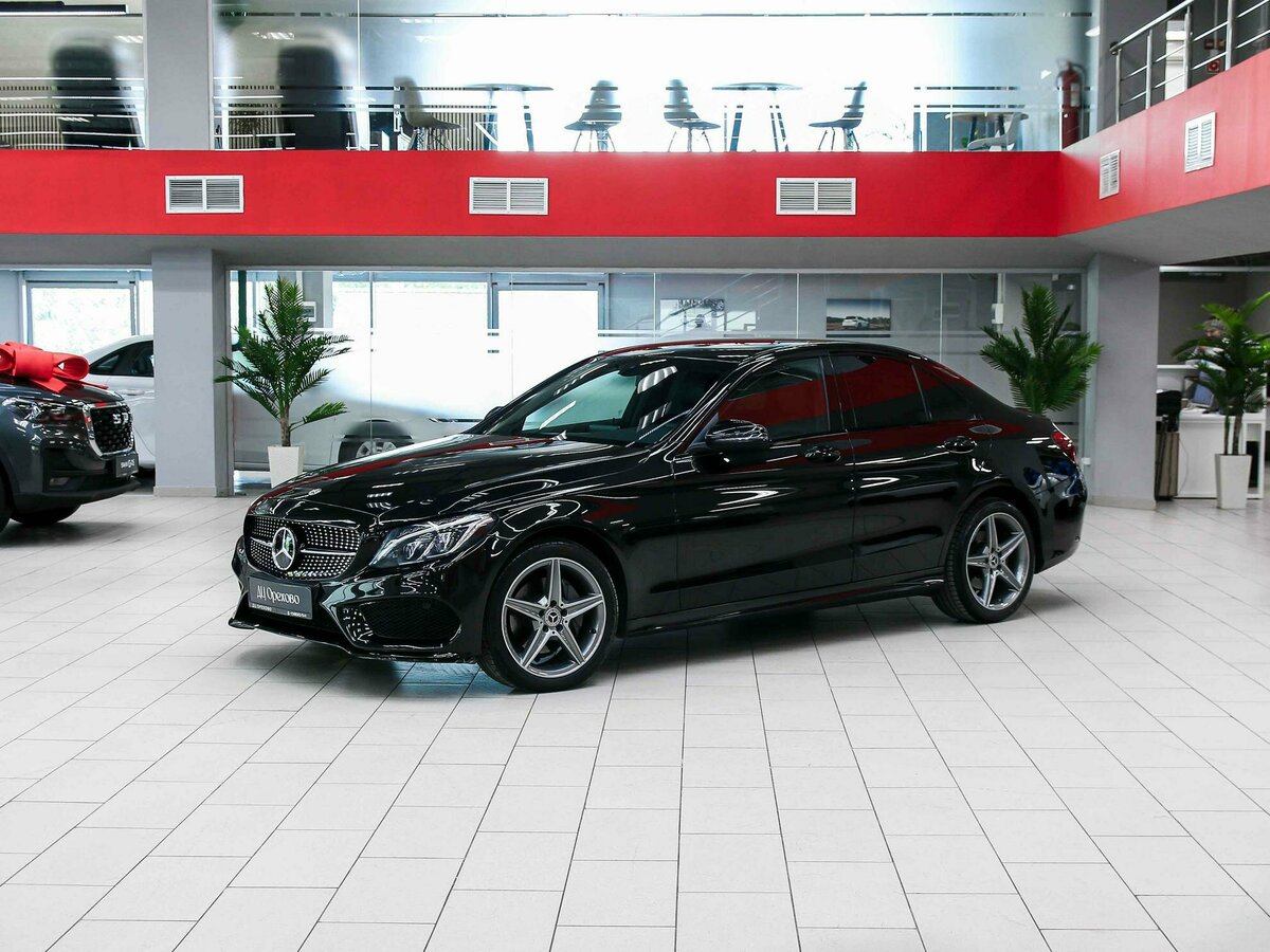 Открыть фотографии: Mercedes-Benz C-Класс IV (W205)