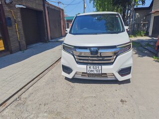 2021 Honda Stepwgn Spada V Рестайлинг, белый, 2690000 рублей, вид 1