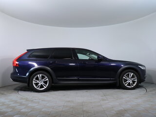 2017 Volvo V90 Cross Country I, синий, 2670000 рублей, вид 4