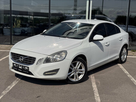 Volvo S60 II