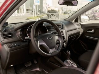 2015 Kia Rio III Рестайлинг, красный, 1080000 рублей, вид 5