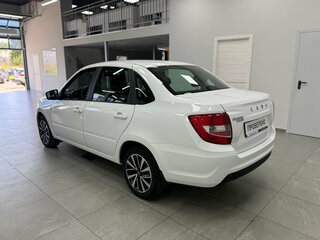 2023 Lada (ВАЗ) Granta I Рестайлинг, белый, 699000 рублей, вид 4