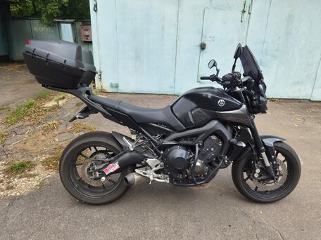 2017 Yamaha MT-09 (FZ-09), чёрный, 700000 рублей, вид 1