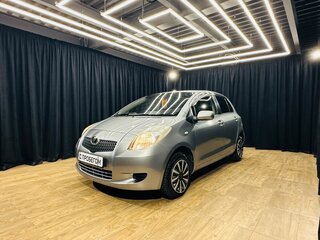 2006 Toyota Vitz II (XP90), серый, 599000 рублей, вид 2