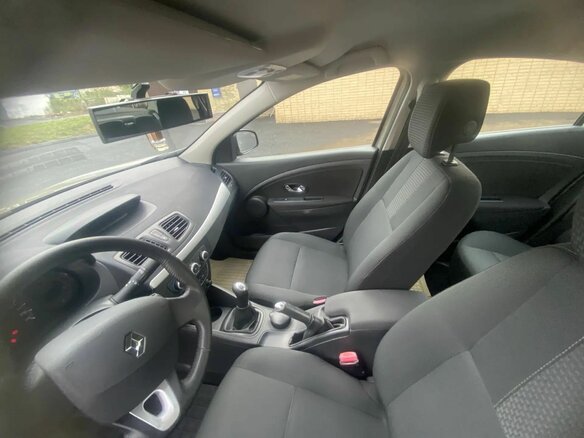 2012 Renault Fluence I, бежевый, 800000 рублей - вид 5