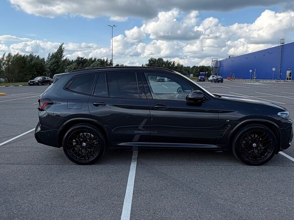 2022 BMW X3 20d xDrive III (G01) Рестайлинг, серый, 5400000 рублей - вид 9