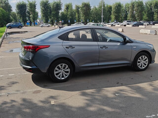 2020 Hyundai Solaris II Рестайлинг, серый, 1650000 рублей, вид 5