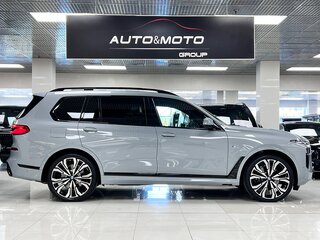 2026 BMW X7 40d I (G07) Рестайлинг, серый, 17999000 рублей, вид 5