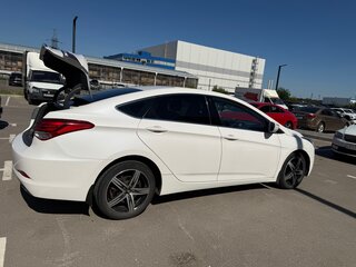 2016 Hyundai i40 I Рестайлинг, белый, 940000 рублей, вид 3