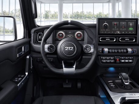 2026 212 T01, белый, 4399000 рублей, вид 4