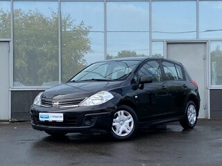 2010 Nissan Tiida I Рестайлинг, коричневый, 679000 рублей, вид 1
