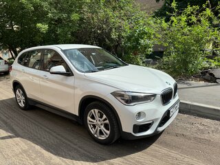 2015 BMW X1 18d xDrive II (F48), белый, 1950000 рублей, вид 3