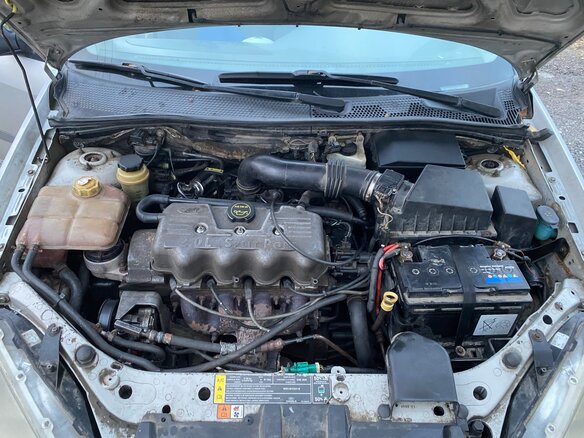 2001 Ford Focus I (North America), серебристый, 170000 рублей - вид 18